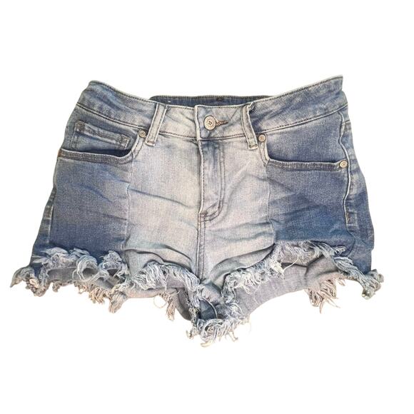 Altar'd State Two Tone
Frayed Hem Denim Jean
Festival Shorts Women's Size 26 - Picture 1 of 6